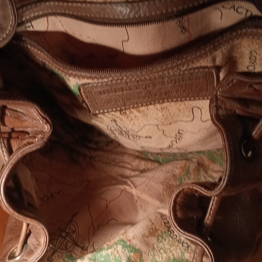 Durkees Express Leather Backpack - Picture 11 of 16
